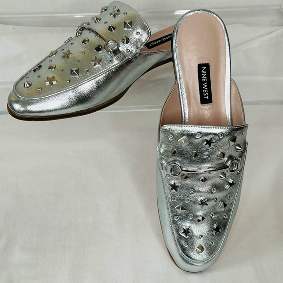 Nine West Welynne Studded Silver Mule, Vegan Leather, NIB - Picture 3 of 8